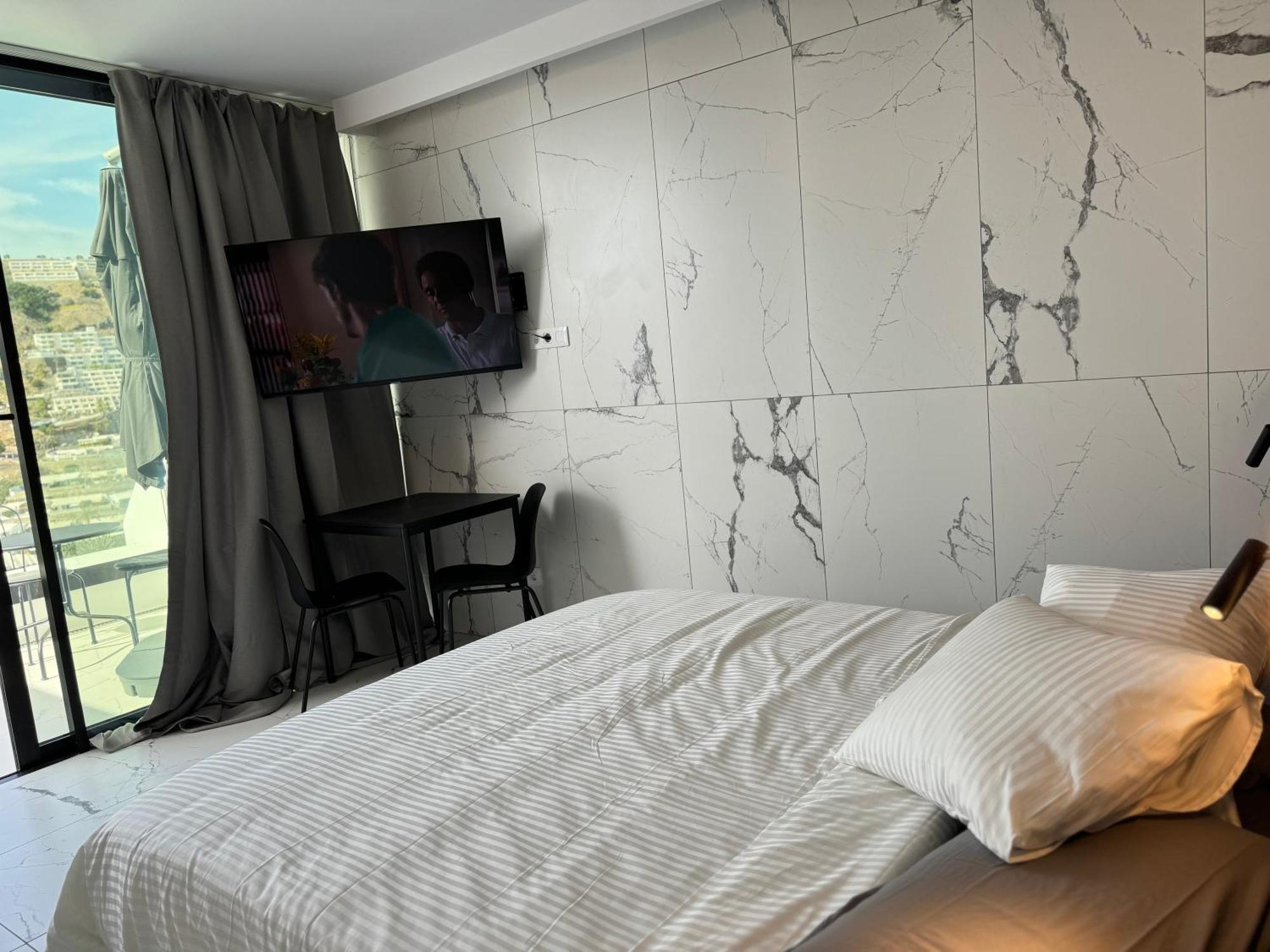 Appartement Leopard Rock E4 *